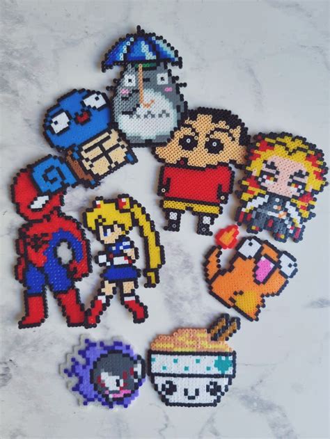 Llaveros Y Cuadros En Hama Beads Domestika