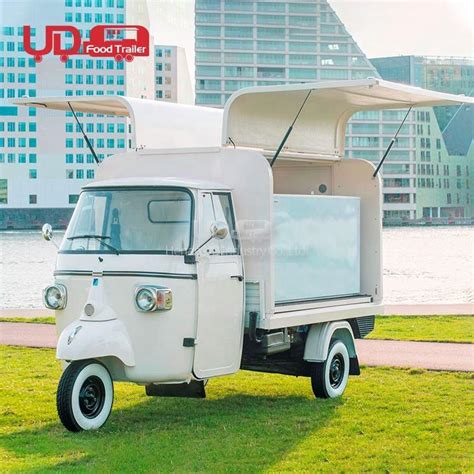 Ud Outdoor Multifunction Piaggio Ape Electric Tricycle Mobile Beverage