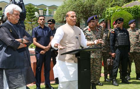 Defence Minister Rajnath Singh Visits Jandks Rajouri Reviews Security Situation Daily Excelsior