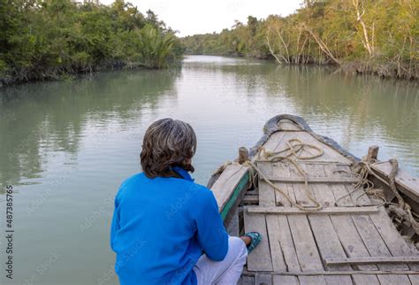 Foto De Traveling Around The Sundarbans Canal By Boatsundarbans Is The