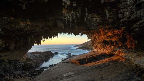 Best Sea Caves In The World Fingal S Cave Blue Grotto And More