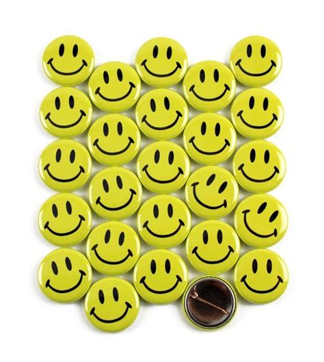 25 Pack Yellow Classic Smiley Face Pinback Buttons 1 Inch Etsy In