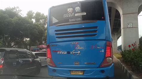 Suasana Lalu Lintas Di Jalan Gubernur HA Bastari Palembang Tgl 18 07