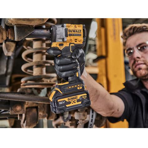 Dewalt Dcf N Xj V Xr Bl Hog Ring Compact Nm Impact Wrench