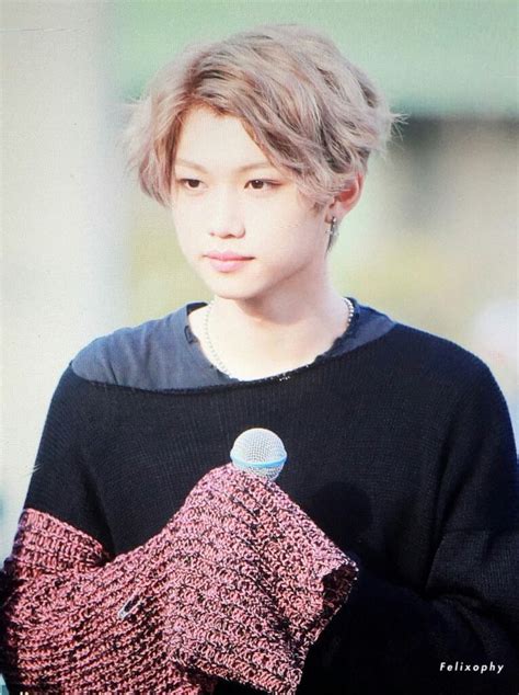 Lee Felix Stray Kids | Felix stray kids, Pretty people, Cutie