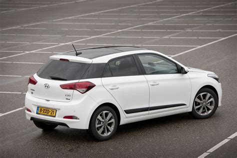 HYUNDAI I20 Specs Photos 2014 2015 2016 2017 2018 Autoevolution