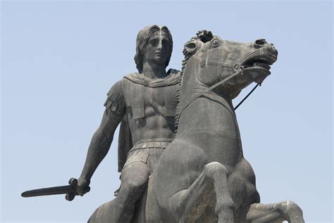 Quem Foi O Avô Paterno Do Conquistador Alexandre O Grande - 8