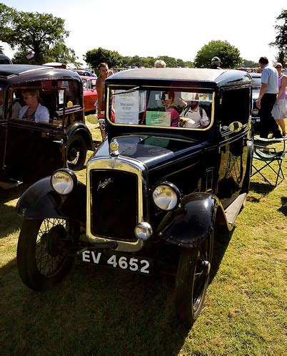 Austin 7 Box Saloon 1932 Classic Cars By The Lake 9 9 2012 Flickr