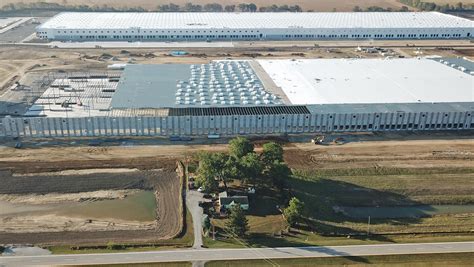 West Jefferson warehouse to remain open, logistics firm says