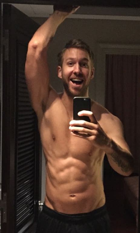 Calvin Harris Shirtless Shots Photo Tmz