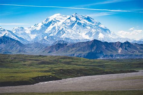 Clear Unobstructed View Of Mt Denali Mt Mckinley In Denali Stock