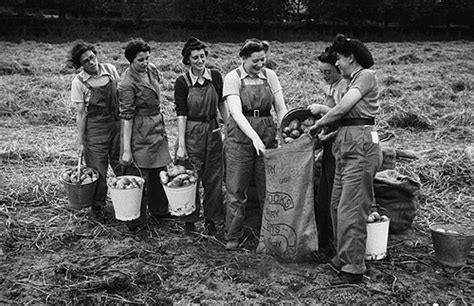 Women Farming Vintage Everyday