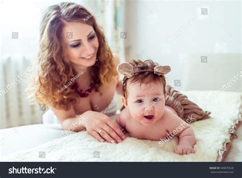Naked Baby Mother Stock Photo Shutterstock
