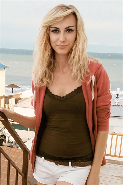 Beautiful Margarita Y O From Warsaw With Blonde Hair Id Ladadate