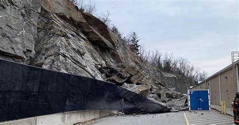 Rockslide shuts down Merrimack Premium Outlets in New Hampshire - CBS ...