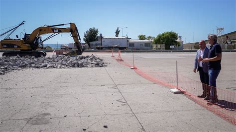 EL INTENDENTE SASTRE RECORRIÓ OBRAS EN EL MUELLE STORNI