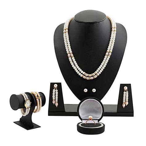 Buy Send Sizzling Pearls Necklace Set Online Fnp