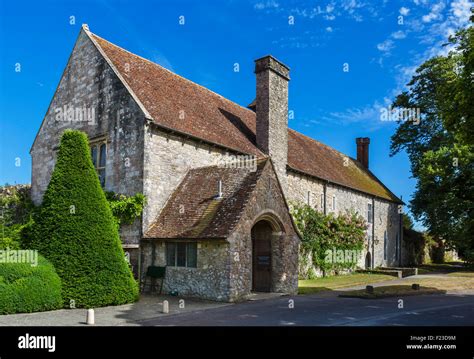 Domus beaulieu abbey beaulieu estate hi-res stock photography and images - Alamy