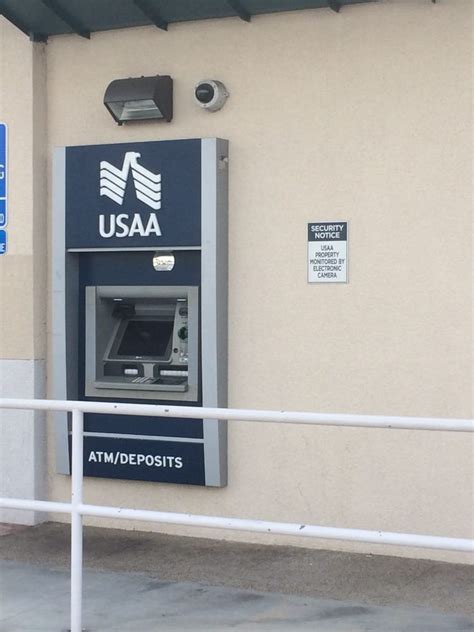 Usaa Financial Center Closed 31 Reviews Banks And Credit Unions