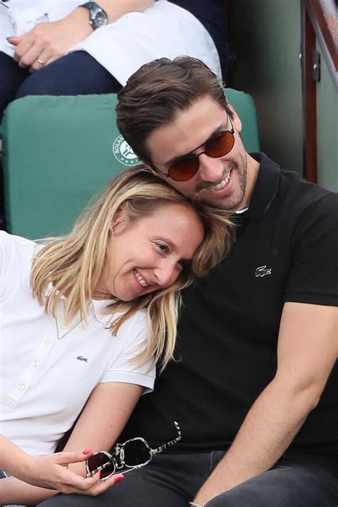 Audrey Lamy et son compagnon Thomas Sabatier joyeuse soirée avec