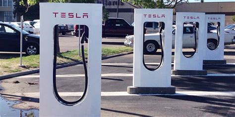 TESLA - Electric Vehicle Chargers