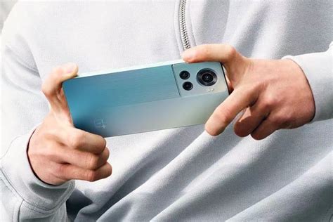 OnePlus Ace/OnePlus 10R Overheating is Trending in China, Here is ...