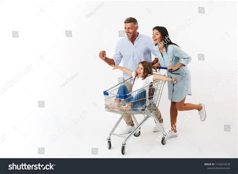 23,853 Family with shopping cart Images, Stock Photos & Vectors ...