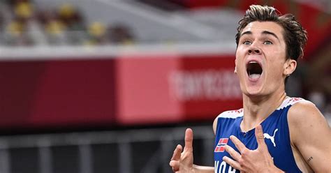 Norwegian Ingebrigtsen Runs World Record 1500 Meters Indoor Pledge Times