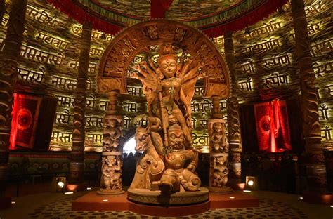 Durga Puja 2017 Gorgeous Pandals You Can Visit Across India News