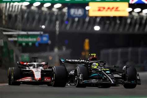 F1 GP Las Vegas Hamilton Domina Le Libere Red Bull In Crisi