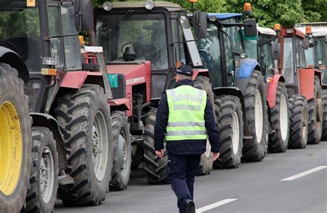 OBJAVLJEN JAVNI POZIV EU IZDVAJA DVA MILIONA KM ZA NABAVKU TRAKTORA