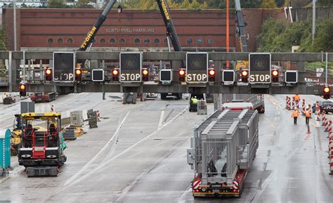 55 Stunden Sperrung Von Elbtunnel Und A7 Soll Beendet Werden