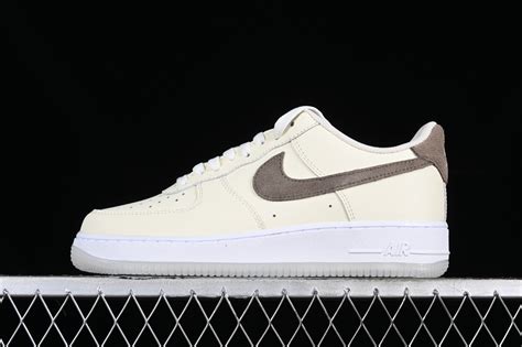 Nike Air Force Low Sail Khaki Coconut Milk White Fn Air