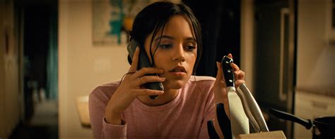 Jenna Ortega Y Melissa Barrera Presentan El Tráiler De La Quinta Scream