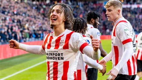 Fábio Silva Geniet Het Supertalent Van Weleer Wil Bij Psv Verder Groeien Voetbal International