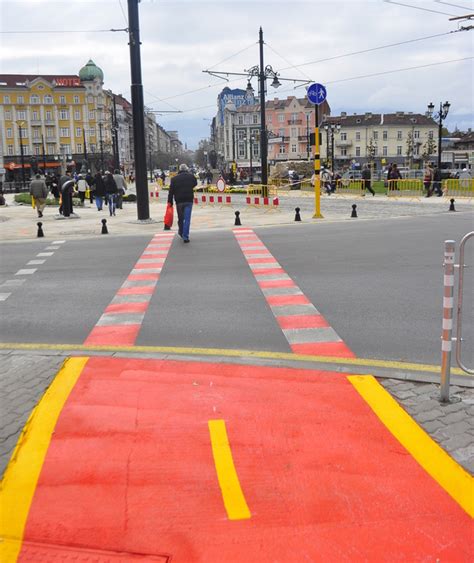 Какво мислите за новия ретро Лъвов мост? | webcafe.bg
