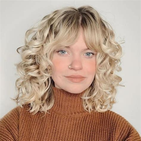 40 Cute Styles Featuring Curly Hair With Bangs Curly Hair With Bangs