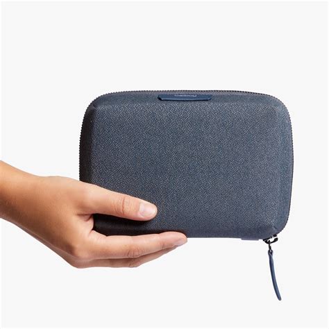 Bellroy Tech Kit Compact