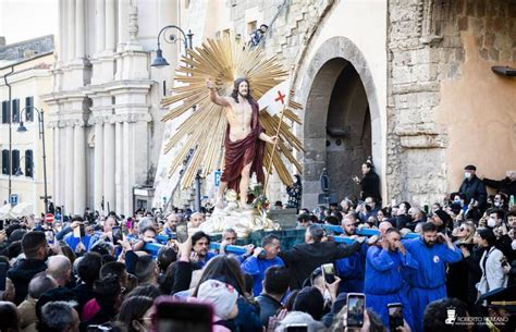 Pasqua 2023 A Tarquinia Si Rinnova La Processione Del Cristo Risorto