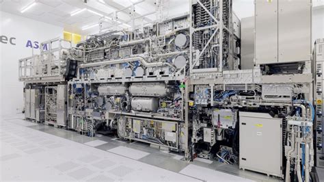 Asml Shows Off Next Generation 380 Million High Na Euv Lithography