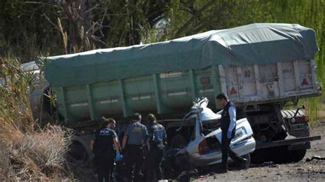 Grave Accidente En Mendoza Murieron Cinco Personas En La Ruta 40 Perfil