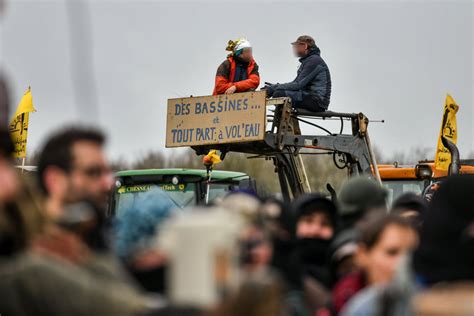 Pourquoi c est important Méga bassines c est quoi ce Convoi de l