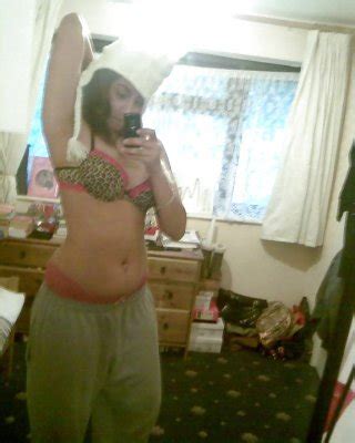 INDIAN PAKI SIKH DESI GIRL IN HOTELS UK Porn Pictures XXX Photos