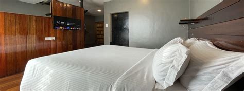 Double Twin Sharing Serenity Suite Perhentian Resort Alunan