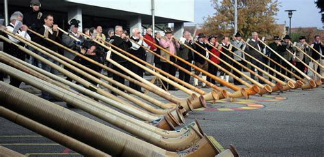 IMPOSANTE INSTRUMENTE Ihringen Badische Zeitung