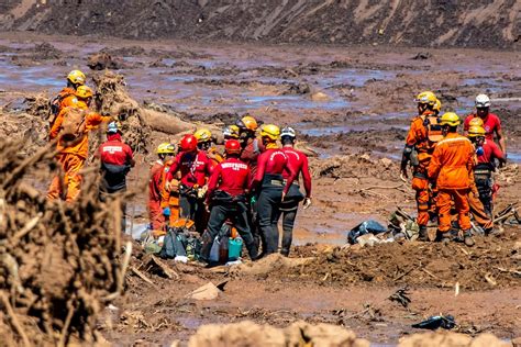 Desastre Ambiental En Brasil Sube A El N Mero De Muertos Tras El