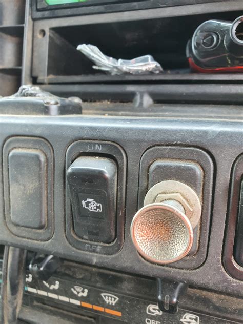 what does this switch on the left do? blows out heaps of black smoke if