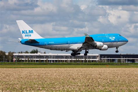 Klm Royal Dutch Airlines Boeing 747 400 Ph Bfm Passenger Plane Arrival And Landing At Amsterdam