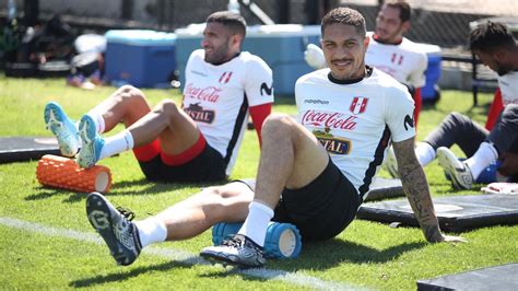 Perú vs Uruguay con Paolo Guerrero y Alejandro Hohberg las mejores