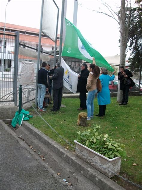 Cerim Nia Do Hastear Da Bandeira Verde Na Gama Barros Eco Escolas